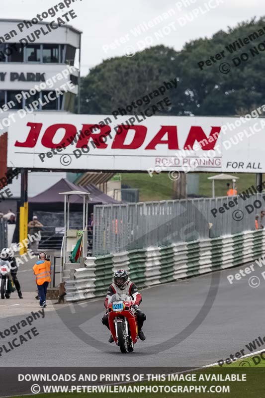 Vintage motorcycle club;eventdigitalimages;mallory park;mallory park trackday photographs;no limits trackdays;peter wileman photography;trackday digital images;trackday photos;vmcc festival 1000 bikes photographs